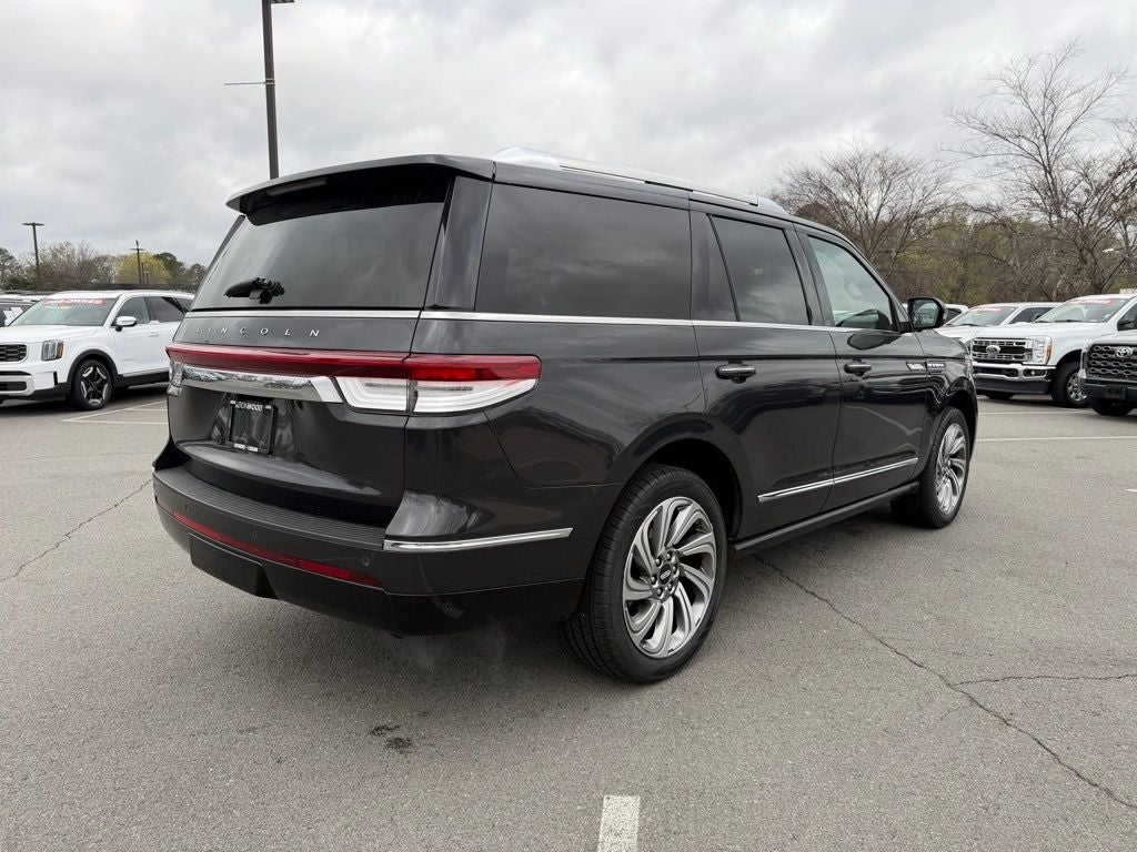 2023 Lincoln Navigator Reserve