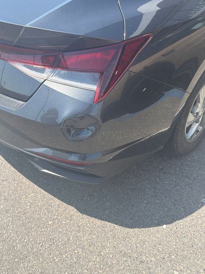 2022 Hyundai Elantra SE
