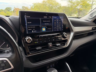 2022 Toyota Highlander Platinum *Platinum Pkg/Pano Roof/Pano View Mirrors