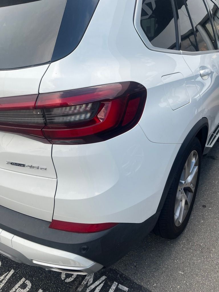 2023 BMW X5 xDrive45e