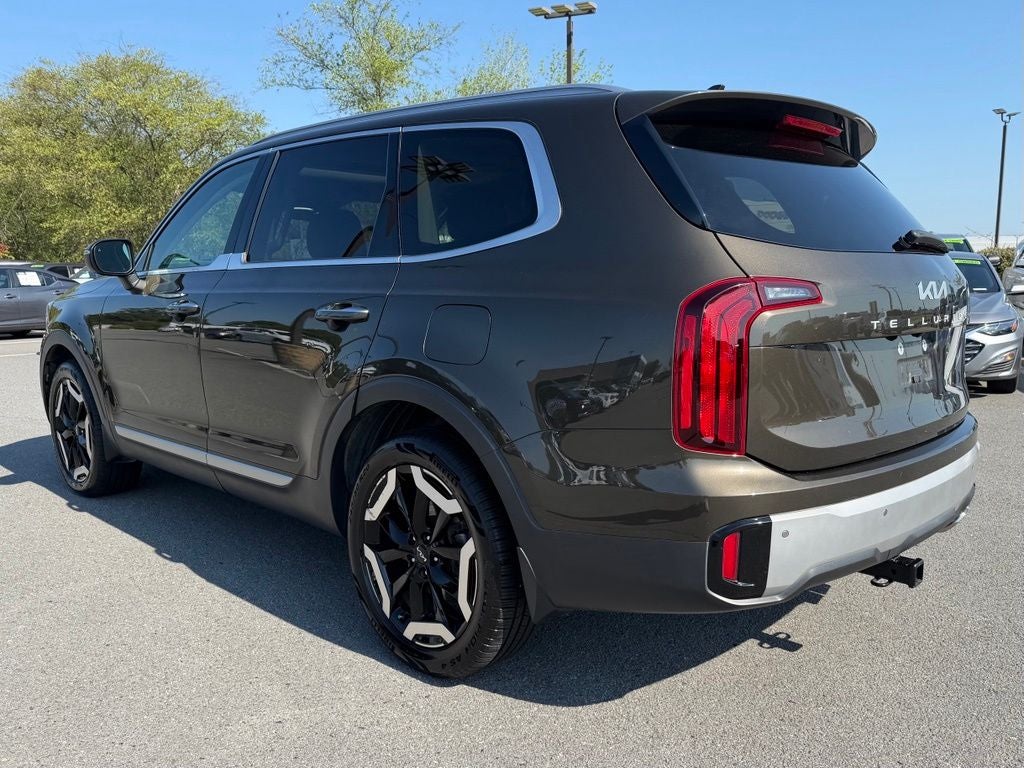 2023 Kia Telluride S *Sunroof Pkg