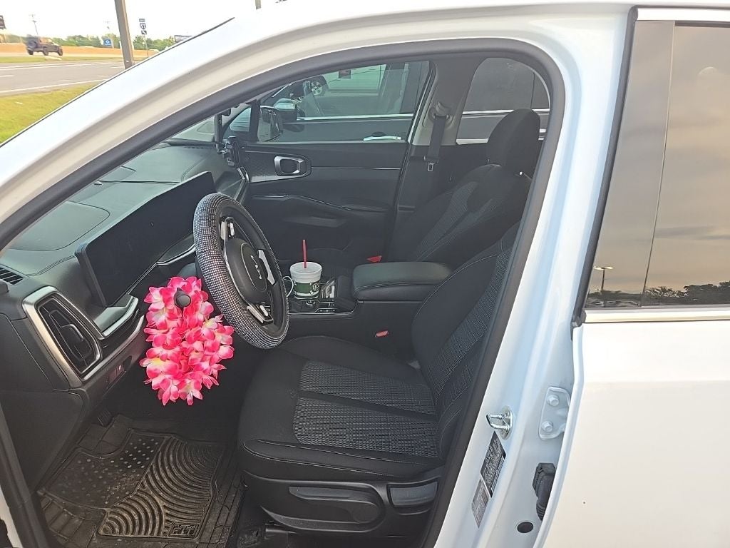 2025 Kia Sorento LX