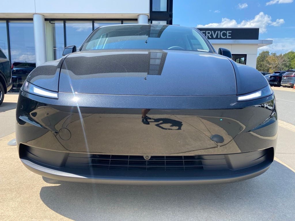 2026 Tesla Model Y Base