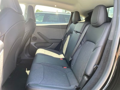2026 Tesla Model Y Base