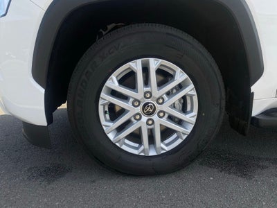 2024 Toyota Sequoia SR5