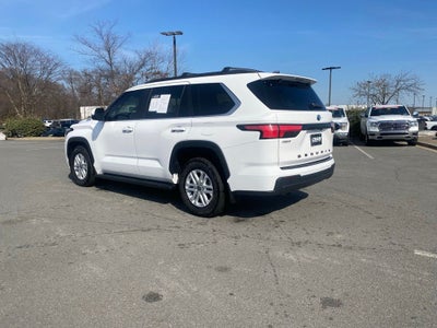2024 Toyota Sequoia SR5