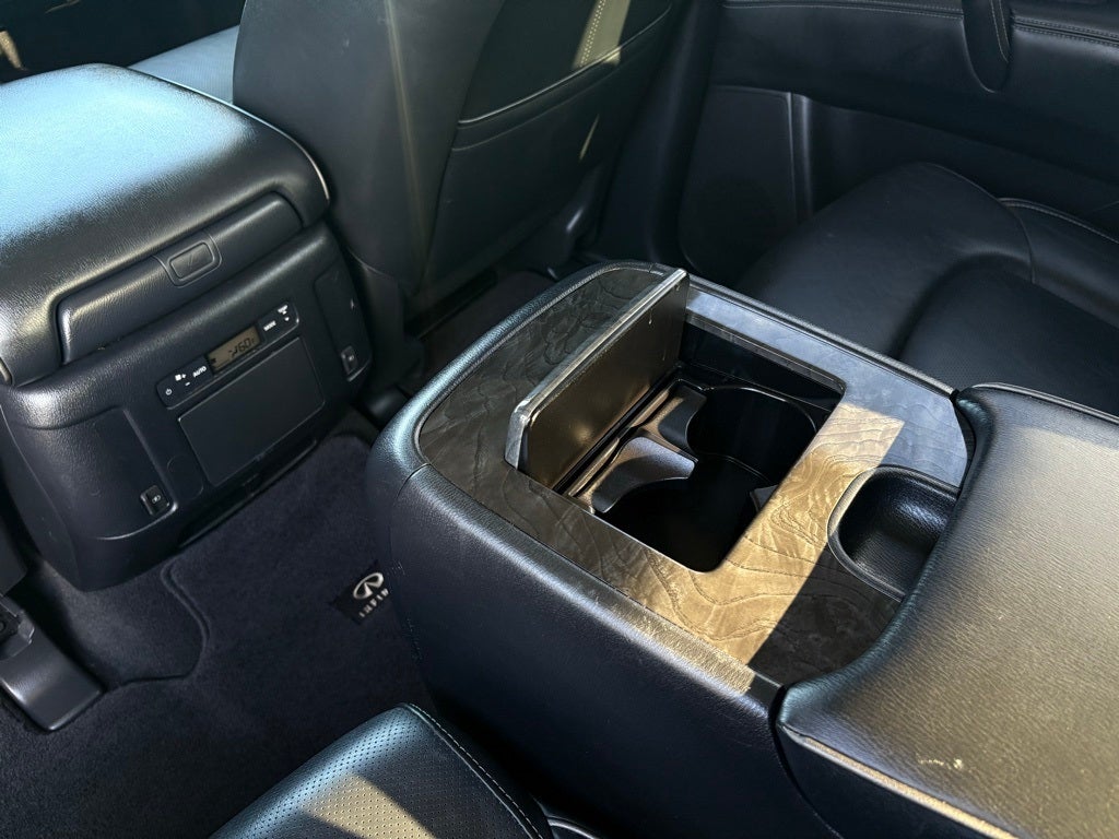 2021 INFINITI QX80 LUXE