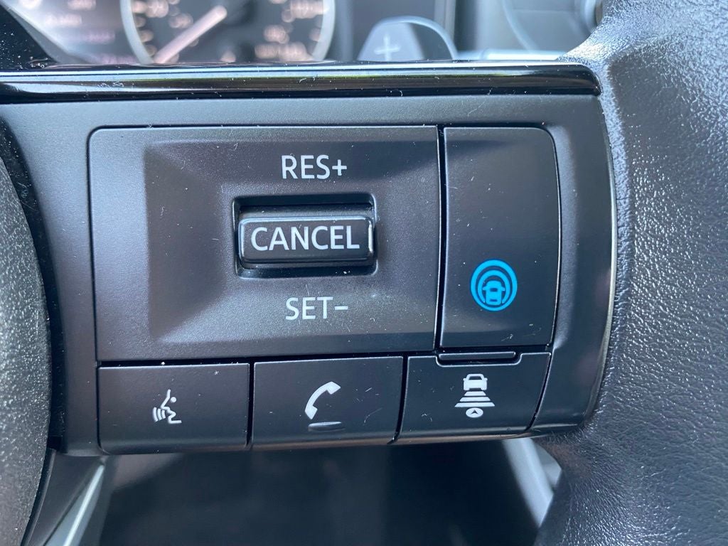 2023 Nissan Rogue SV *Clean Carfax