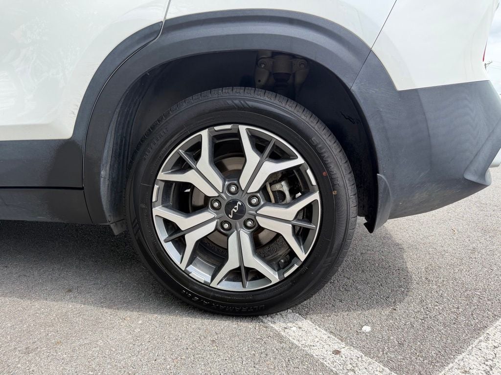 2023 Kia Seltos EX