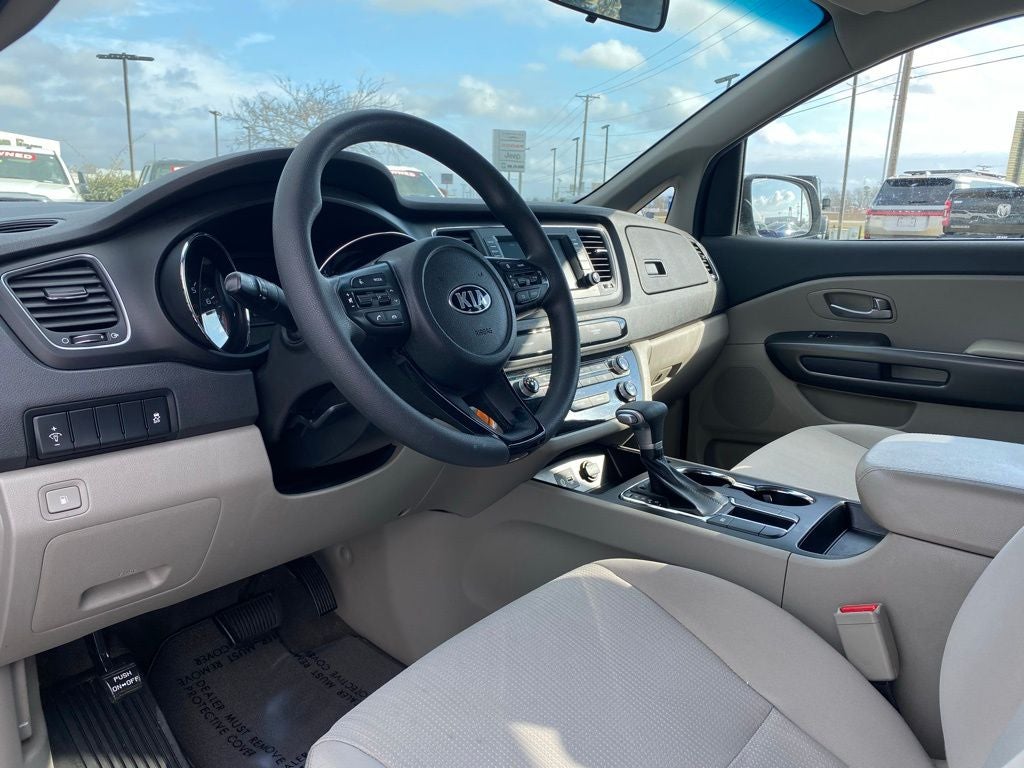 2021 Kia Sedona LX