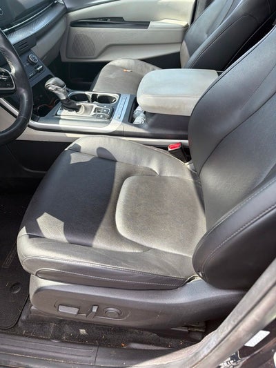 2024 Kia Carnival LX *Kia Certified Pre-Owned/8 Pasenger