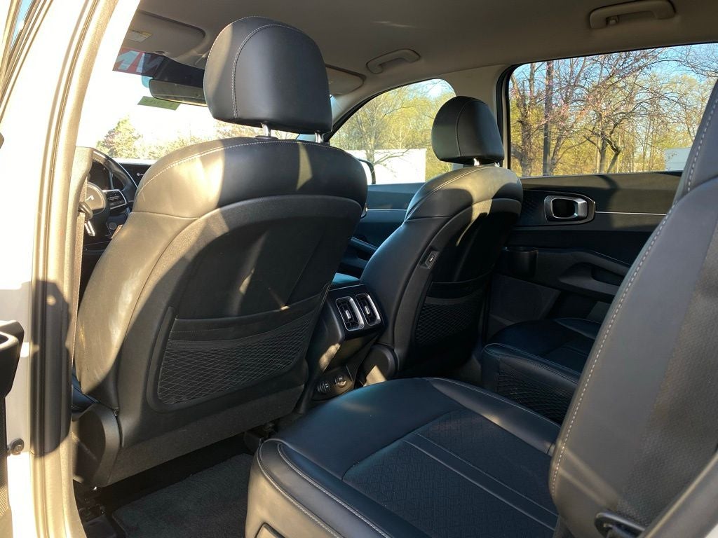 2022 Kia Sorento Hybrid S