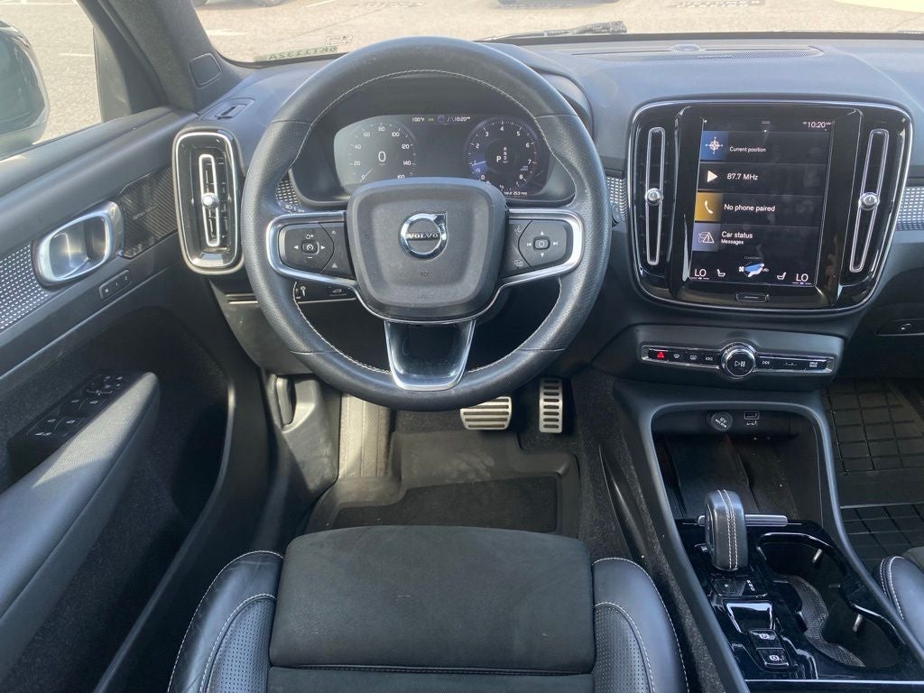 2021 Volvo XC40 R-Design