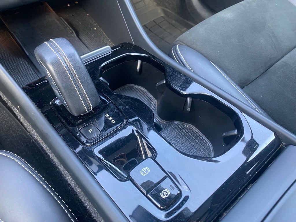 2021 Volvo XC40 R-Design