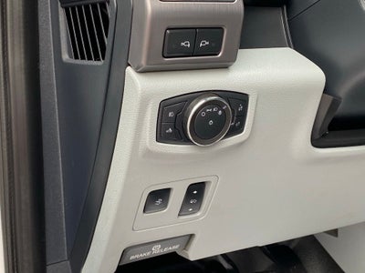 2022 Ford F-450SD Limited