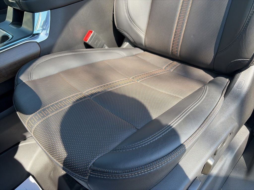 2025 Chevrolet Silverado 3500HD High Country PREMIUM/TECH PKG