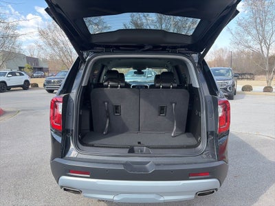 2023 GMC Acadia SLT CLEAN CARFAX LOW MILES!!