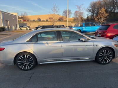 2018 Lincoln Continental Select