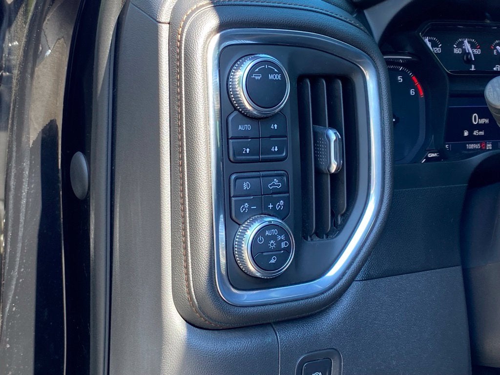 2021 GMC Sierra 1500 AT4