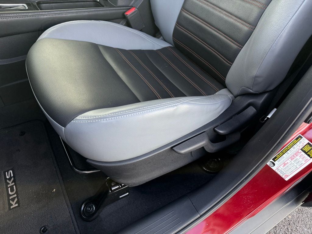 2021 Nissan Kicks SR CLEAN CAFAX PREMIUM PACKAGE