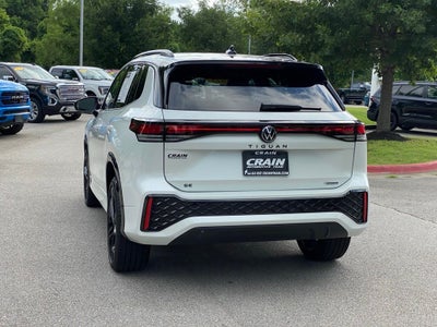 2025 Volkswagen Tiguan 2.0T SE R-Line Black