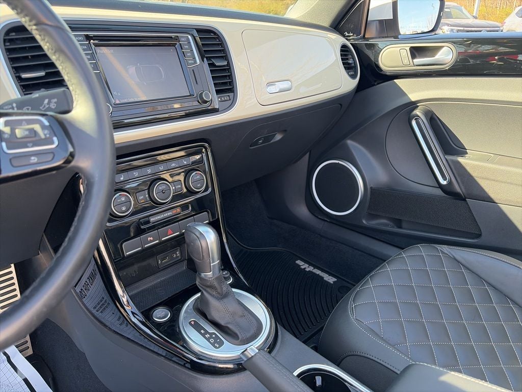 2019 Volkswagen Beetle Convertible 2.0T Final Edition SEL