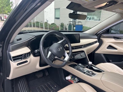 2024 INFINITI QX60 LUXE
