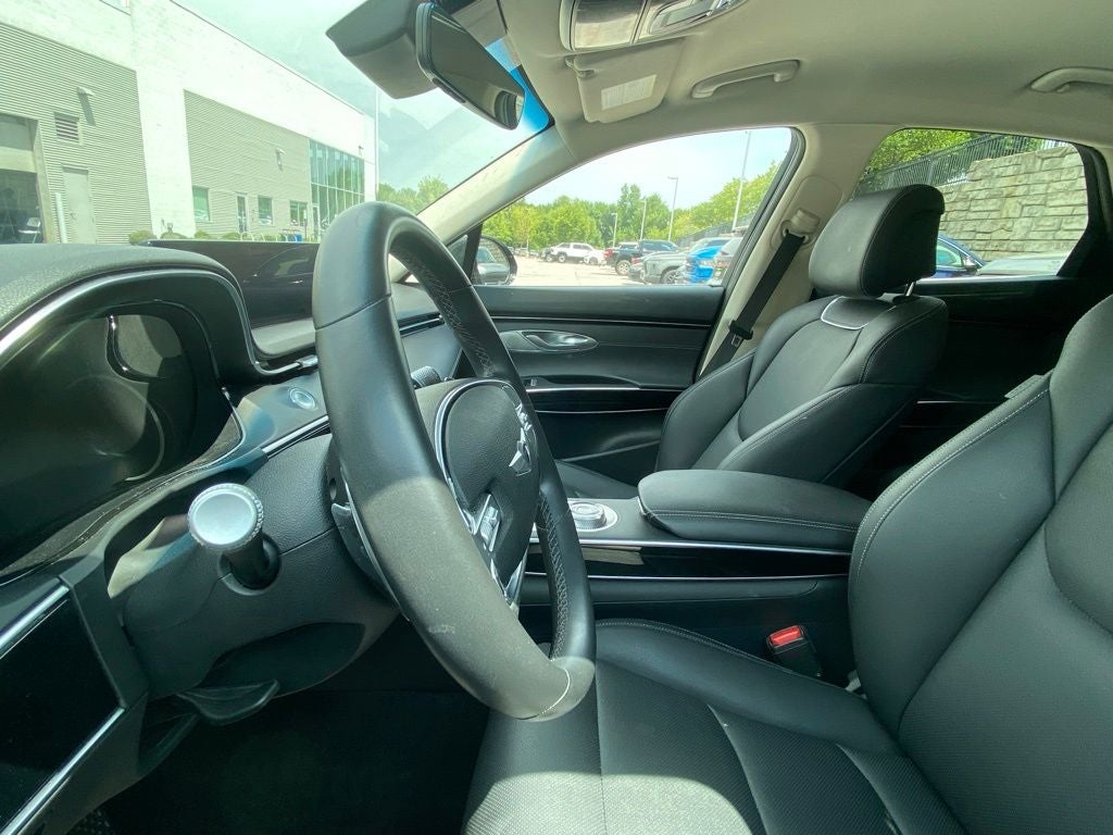 2025 Genesis GV70 2.5T
