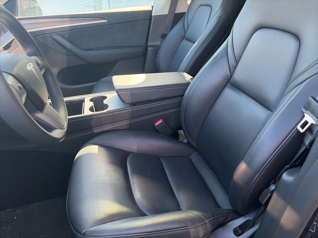 2024 Tesla Model Y Long Range CLEAN 1 OWNER CARFAX LOW MILES!!!