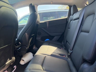 2024 Tesla Model Y Long Range CLEAN 1 OWNER CARFAX LOW MILES!!!