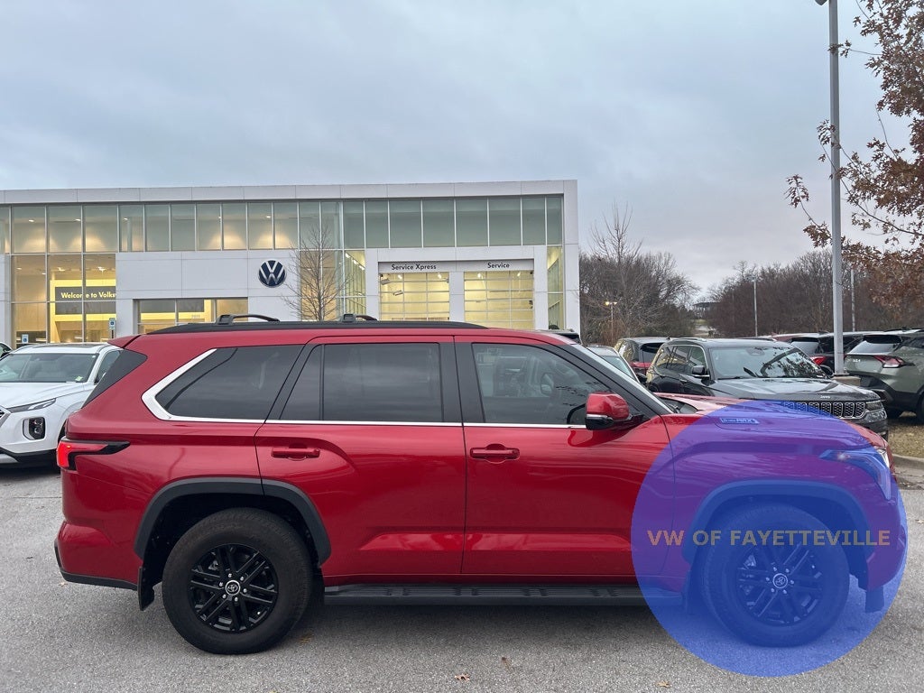 2024 Toyota Sequoia SR5