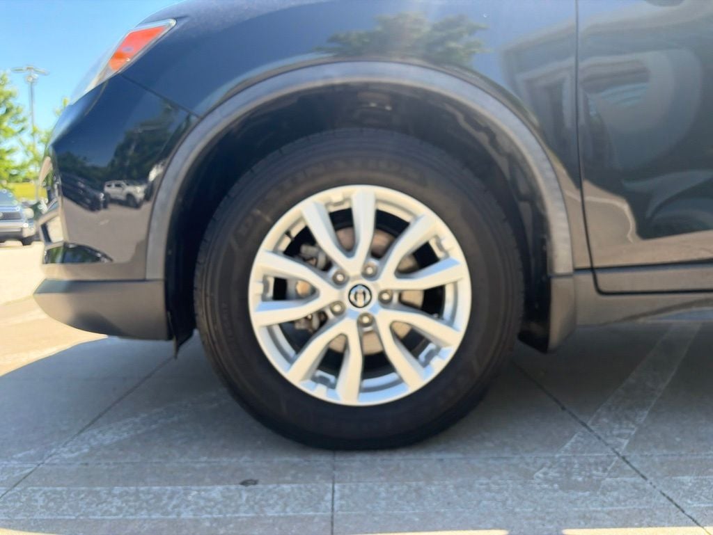 2018 Nissan Rogue SV CLEAN CARFAX LOW MILES
