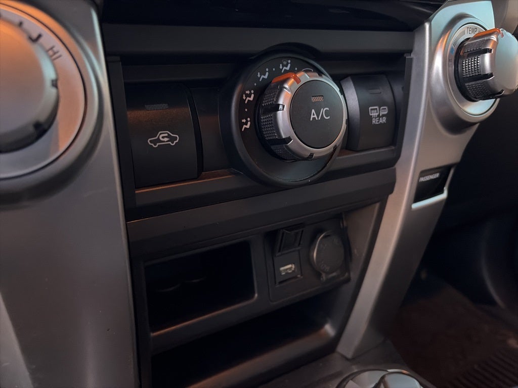 2020 Toyota 4Runner SR5 Premium 3RD ROW TAN LEATHER