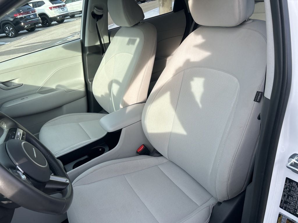 2025 Hyundai Kona SEL GREAT GAS MILEAGE, LOW PAYMENTS!