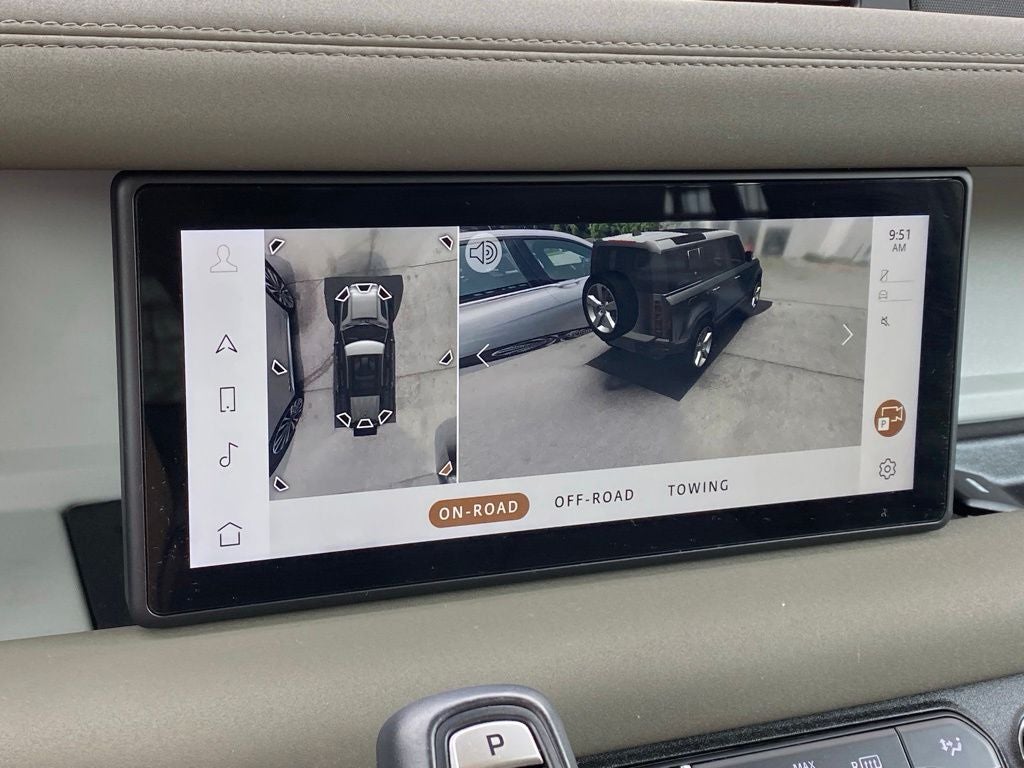 2021 Land Rover Defender 110 SE
