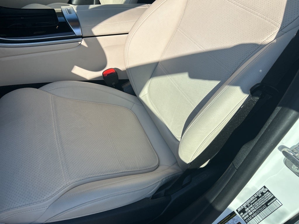 2025 Mercedes-Benz C-Class C 300 4MATIC®