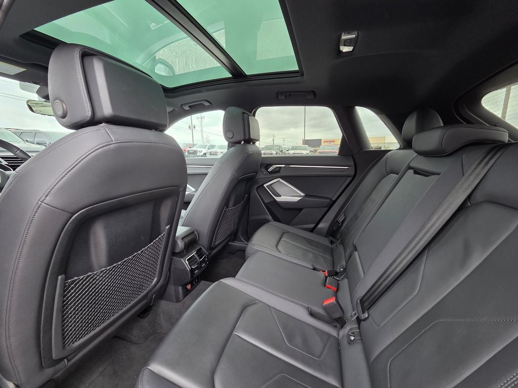2024 Audi Q3 S Line quattro