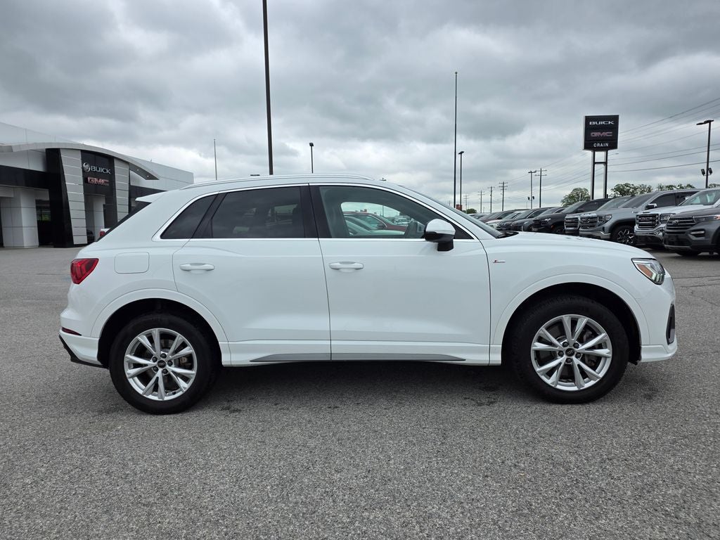 2024 Audi Q3 S Line quattro