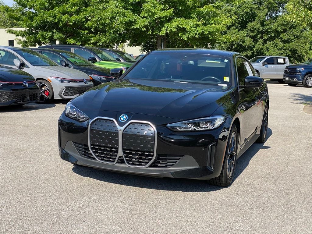 2024 BMW i4 eDrive35 CLEAN CARFAX PREMIUM PACKAGE!