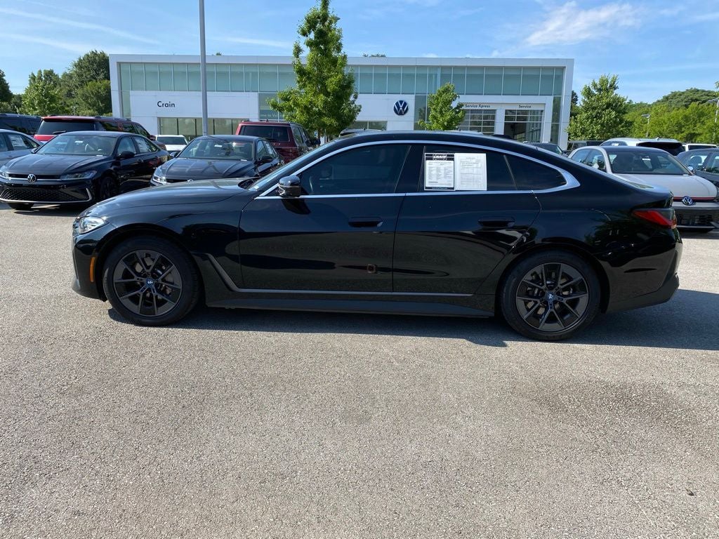 2024 BMW i4 eDrive35 CLEAN CARFAX PREMIUM PACKAGE!