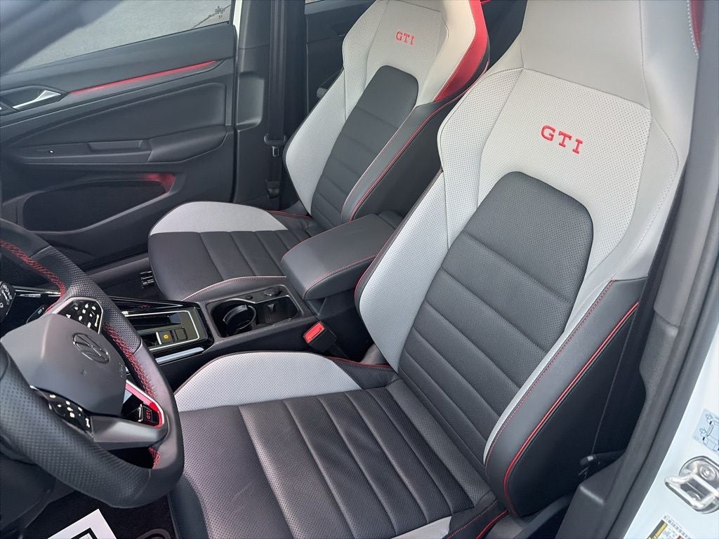 2024 Volkswagen Golf GTI 2.0T SE 1 OWNER LOCAL TRADE