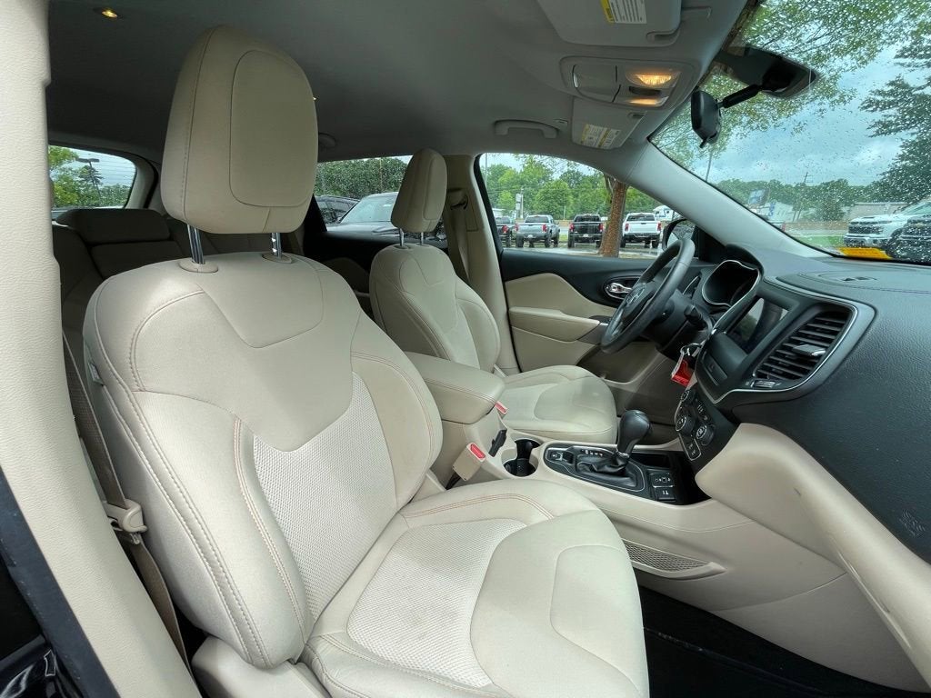 2019 Jeep Cherokee Latitude
