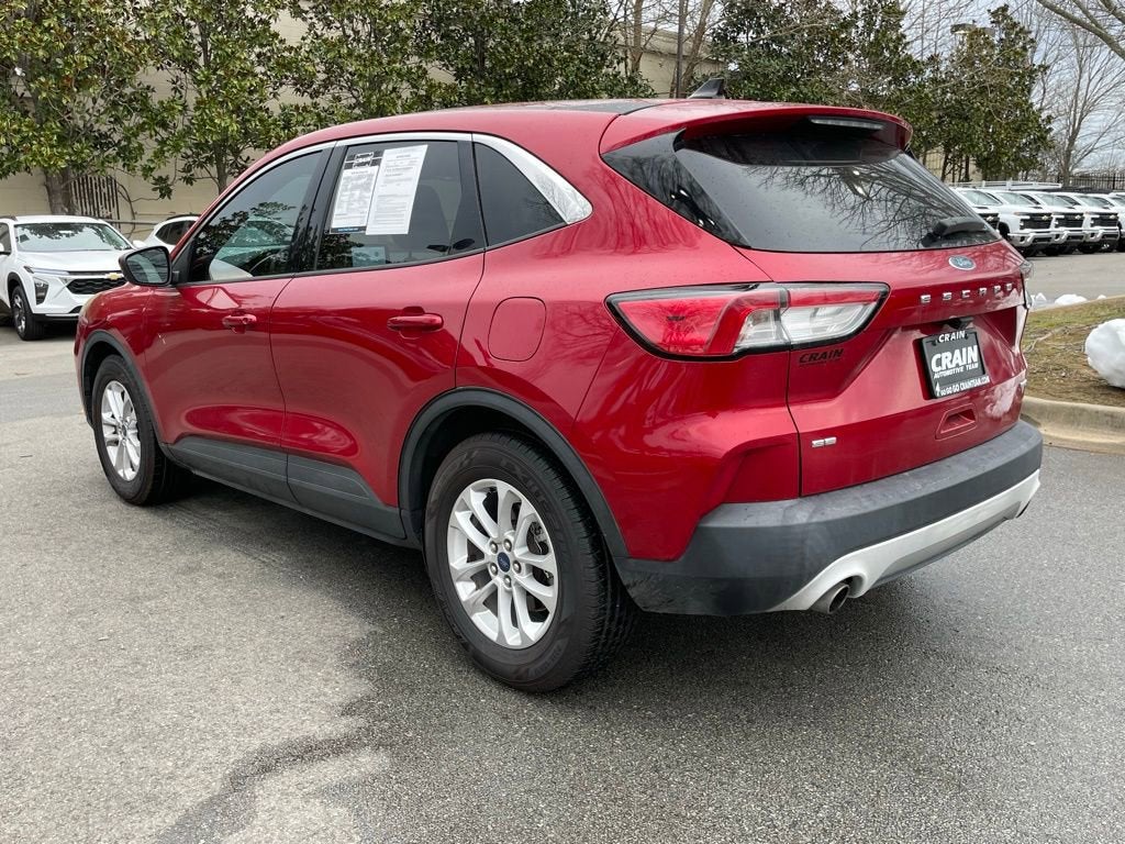 2020 Ford Escape SE