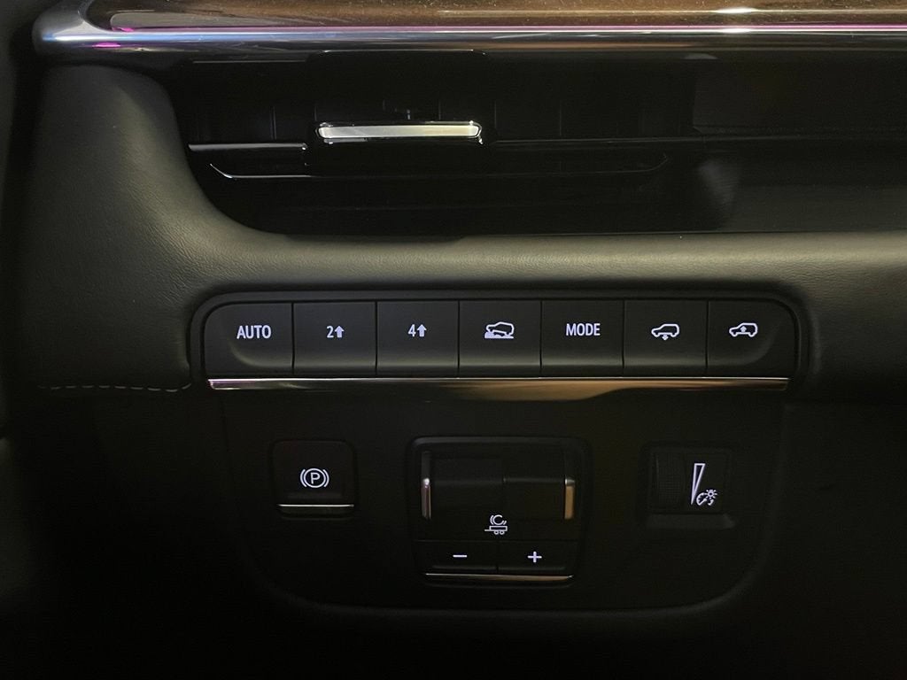 2023 Cadillac Escalade 4WD Sport Platinum