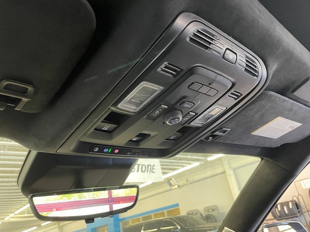 2023 Cadillac Escalade 4WD Sport Platinum