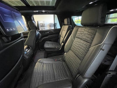 2023 Cadillac Escalade 4WD Sport Platinum