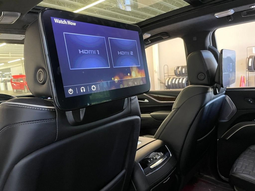 2023 Cadillac Escalade 4WD Sport Platinum