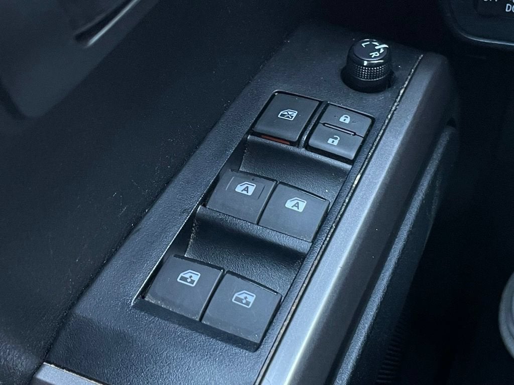 2023 Toyota Tacoma 2WD SR5