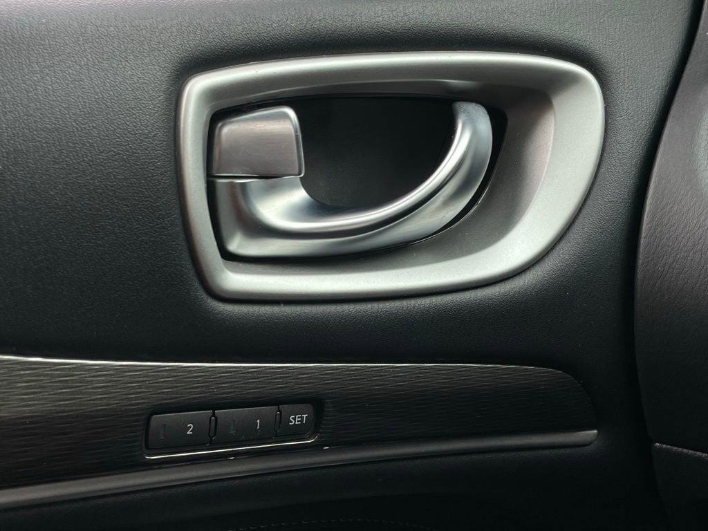 2020 INFINITI QX60 LUXE