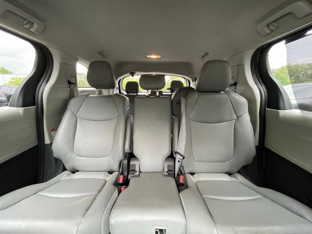 2023 Toyota Sienna XLE